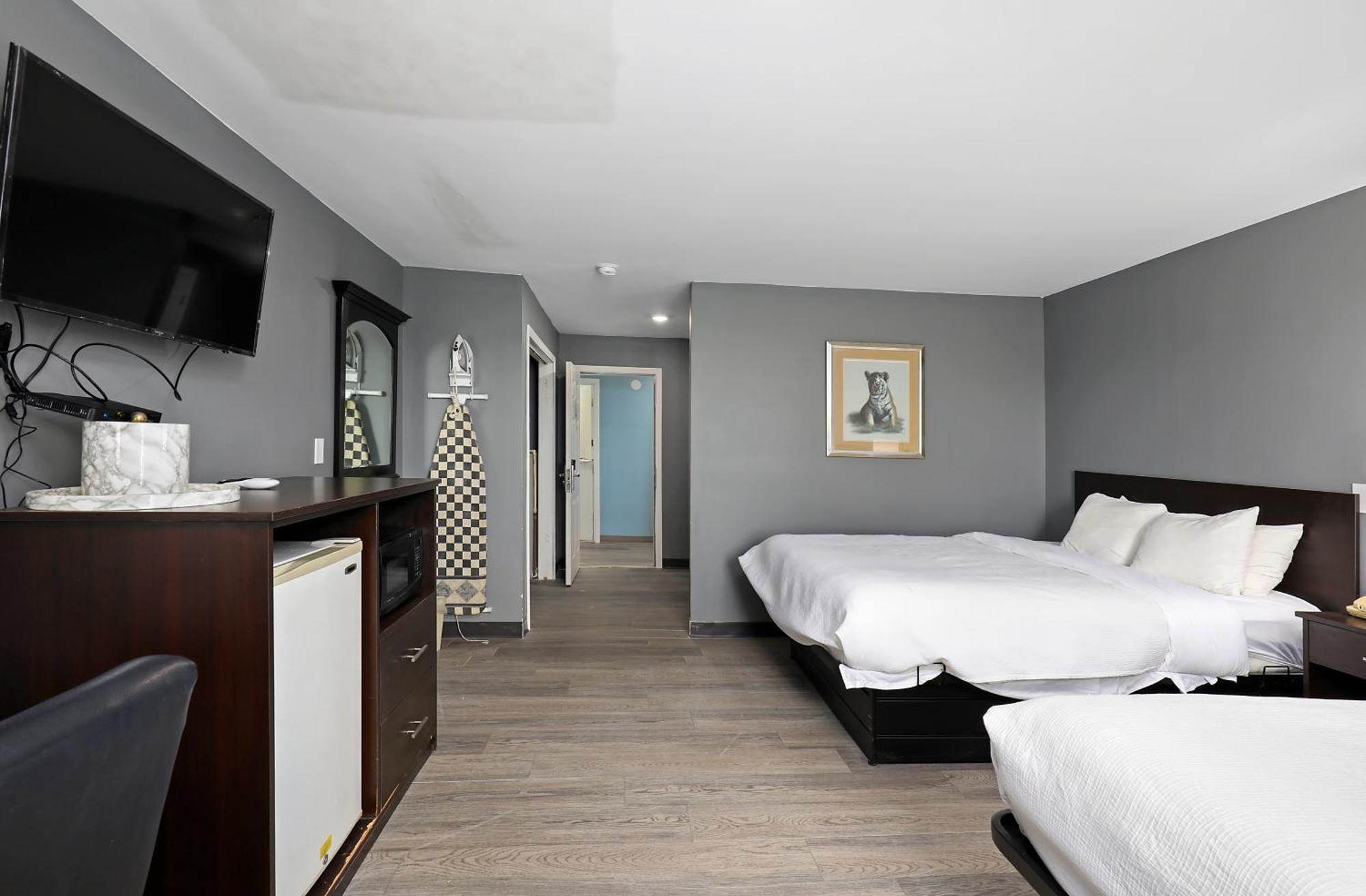 Four Seasons Country Inn Glasgow Exterior photo